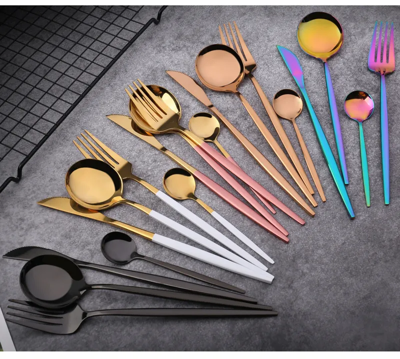 Custom-White-Handle-Cutlery-Set-3