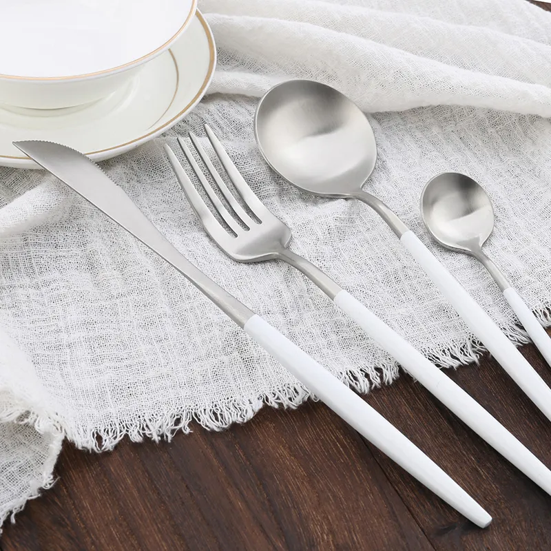 Custom-White-Handle-Cutlery-Set-6